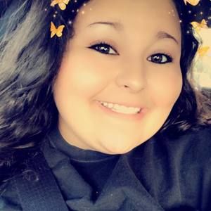 Meet your Posher, Alexandra